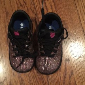 Never worn toddler girls sparkle pink kswiss